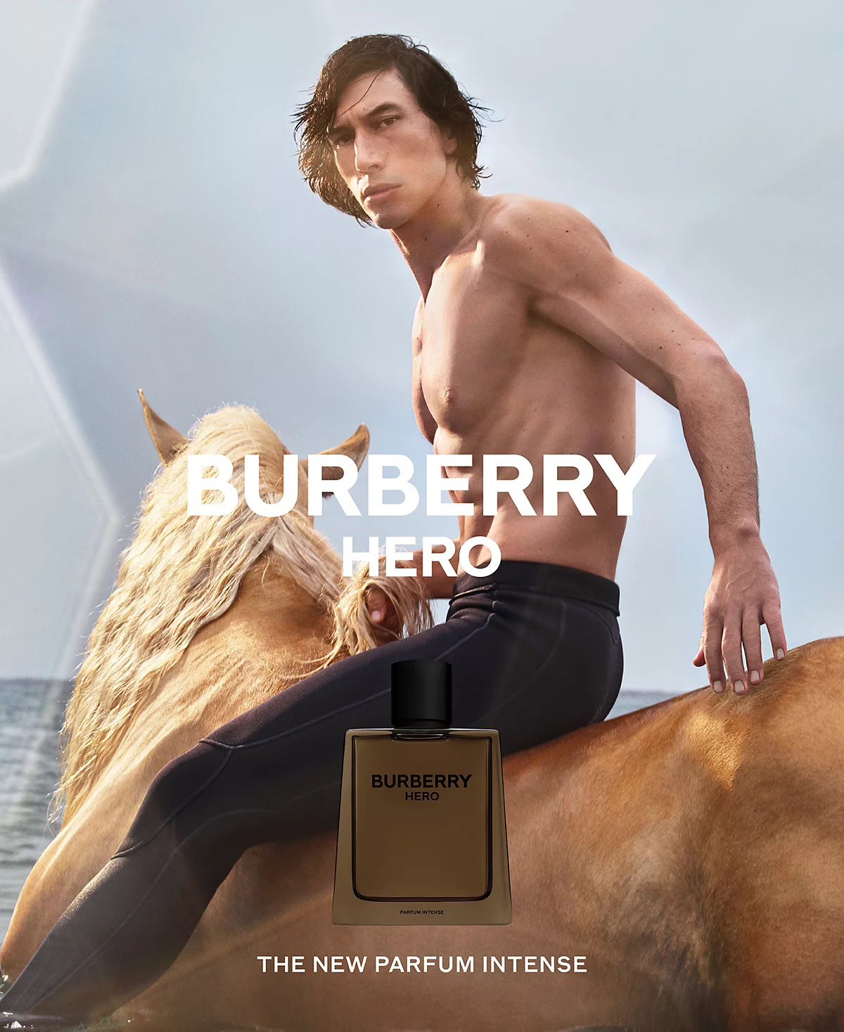 Burberry Hero Parfum Intense 2025