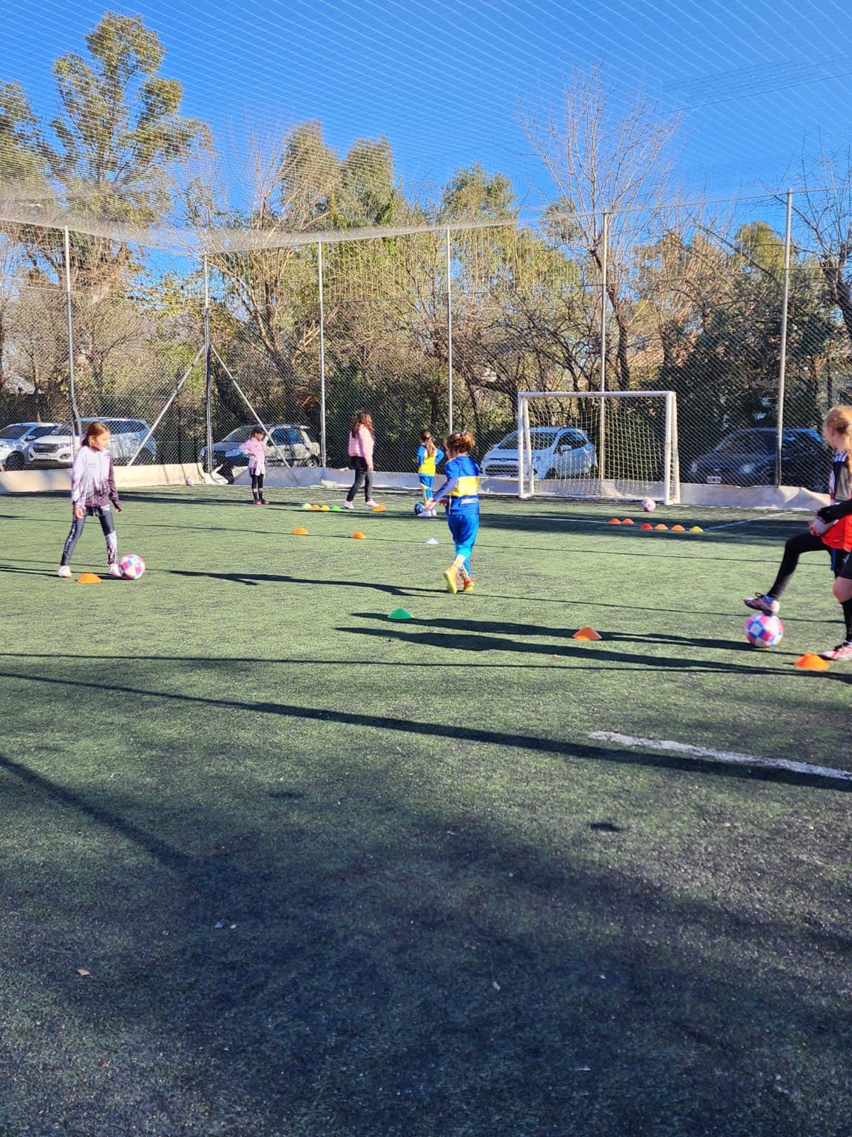 Un poco del entrenamiento de Sub 10 años Fútbol Femenino