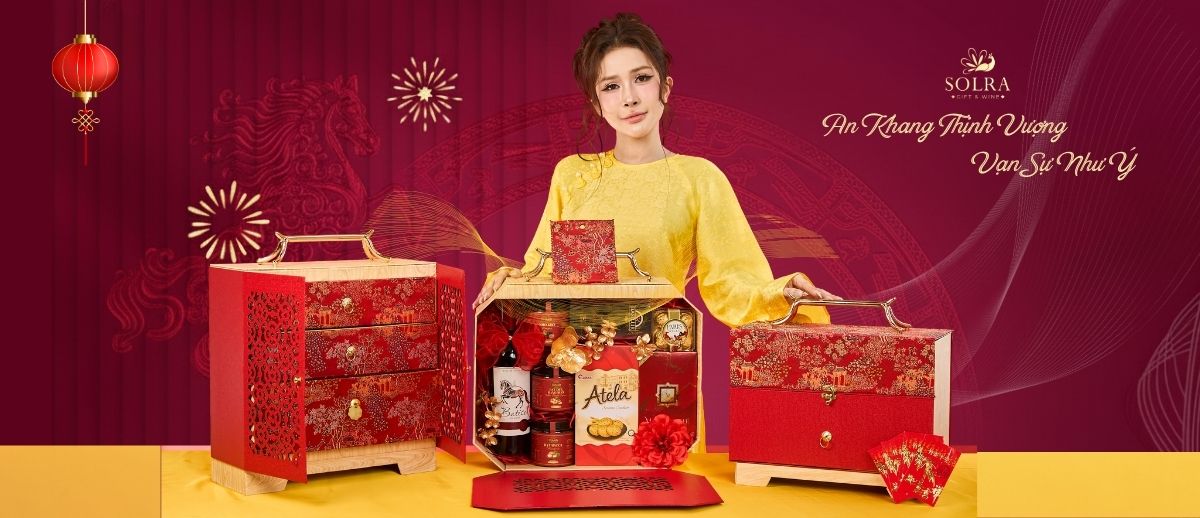 Chú thích: Thiết kế "Thiên Mã" với tone màu Xanh - Vàng mang lại cảm giác sang trọng, bứt phá mọi giới hạn.