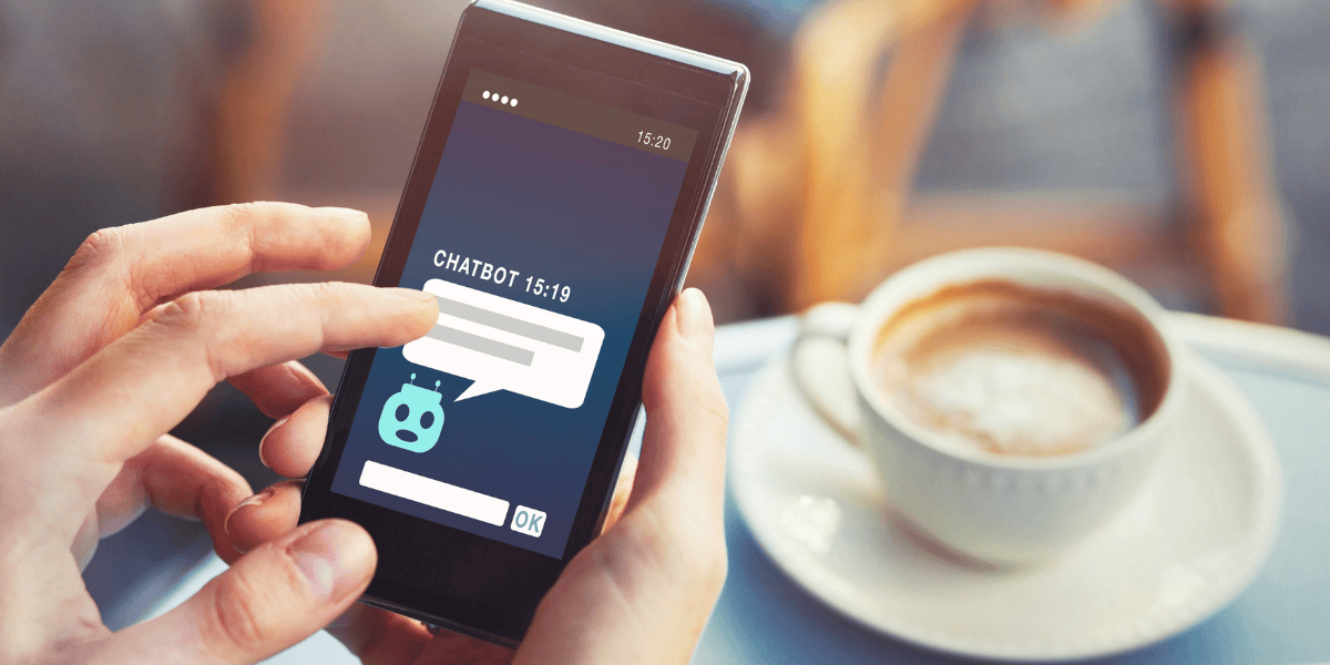 Chatbots vs Live Chat vs AI Assistants