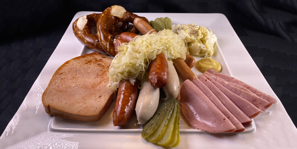 Recipe: Oktoberfest platter with potato salad