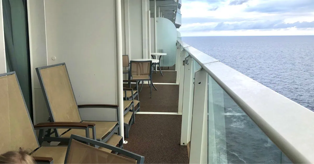 Cruise ship balcony with seating