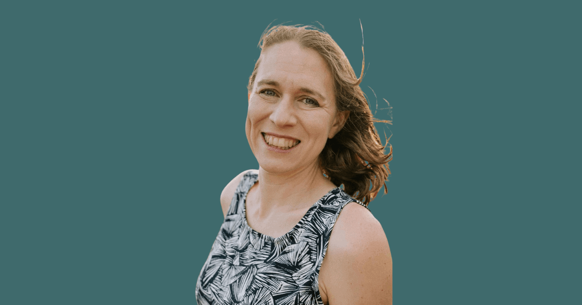 318: Dr. Sara Love shares 4 Simple Steps to Stress Relief for Solopreneurs