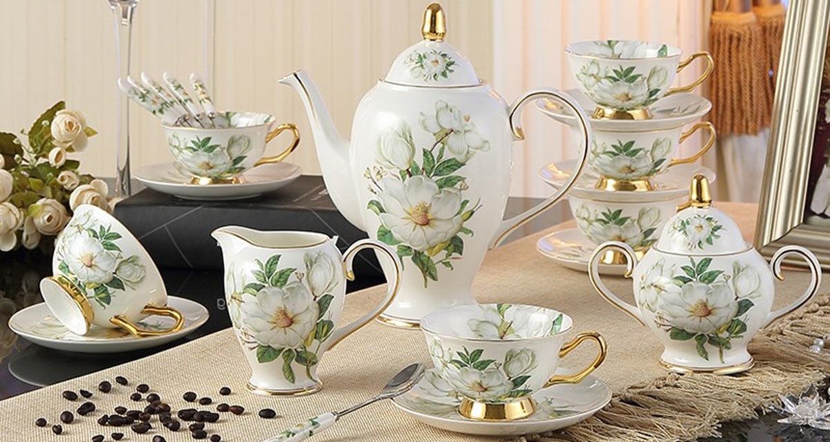 A Beginner’s Guide to Buying and Caring for Vintage English Tea Sets