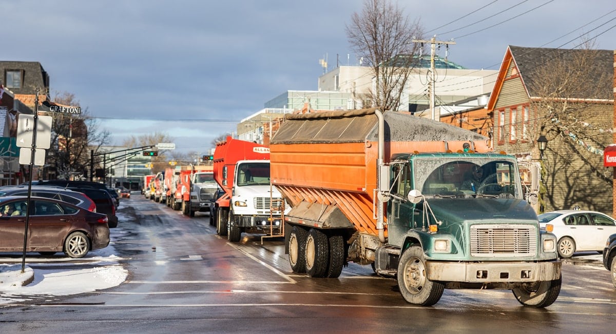 PEI potato farmers stage massive protest parade in Charlottetown
