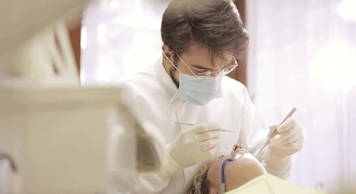How to Use a Dental Referral Network to Find an Emergency Specialist Quickly