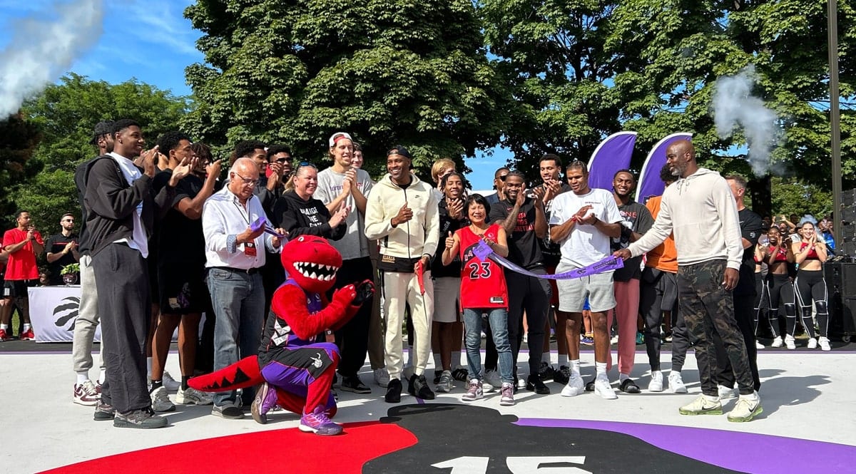 City of Toronto and MLSE Foundation team up to refurbish basketball courts at Dixon Park