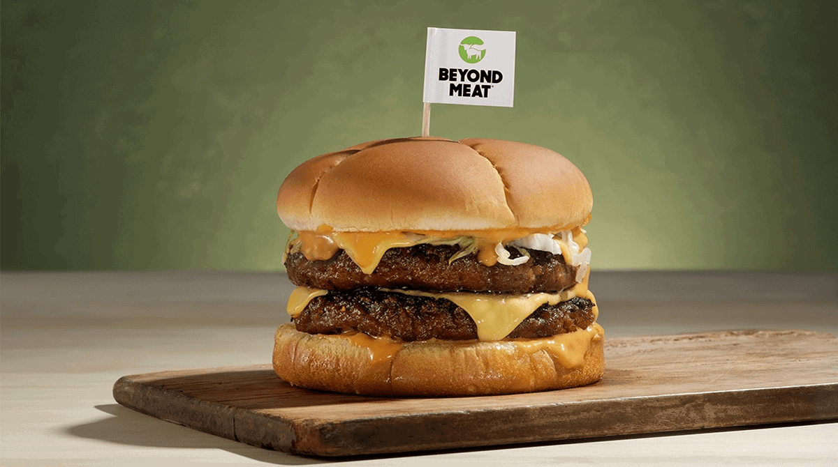 Enjoy a free Beyond Burger® on Toronto’s Woodbine Beach Trail on Earth Day April 22