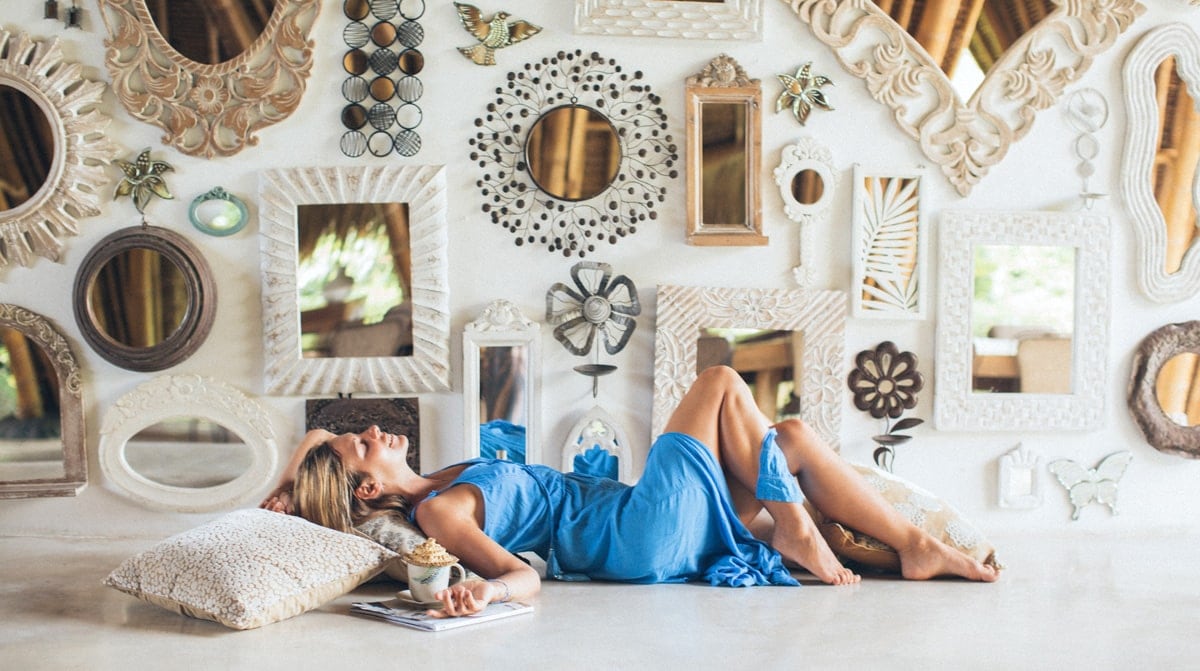 Affordable DIY décor ideas for dull walls