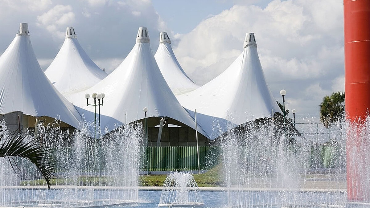 kanopi membrane, puncak, arsitektur modern