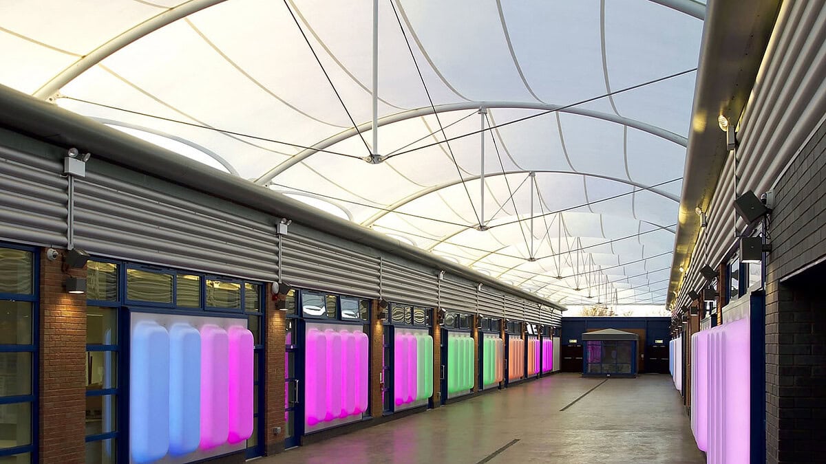 kanopi membrane, puncak, arsitektur modern