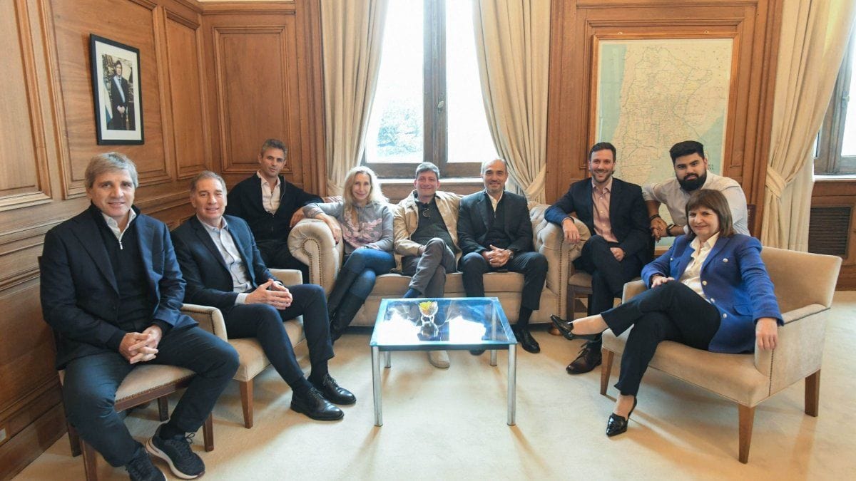 Presupuesto 2027: tensión entre Martín Menem y Luis Caputo por el recorte a discapacidad en Diputados