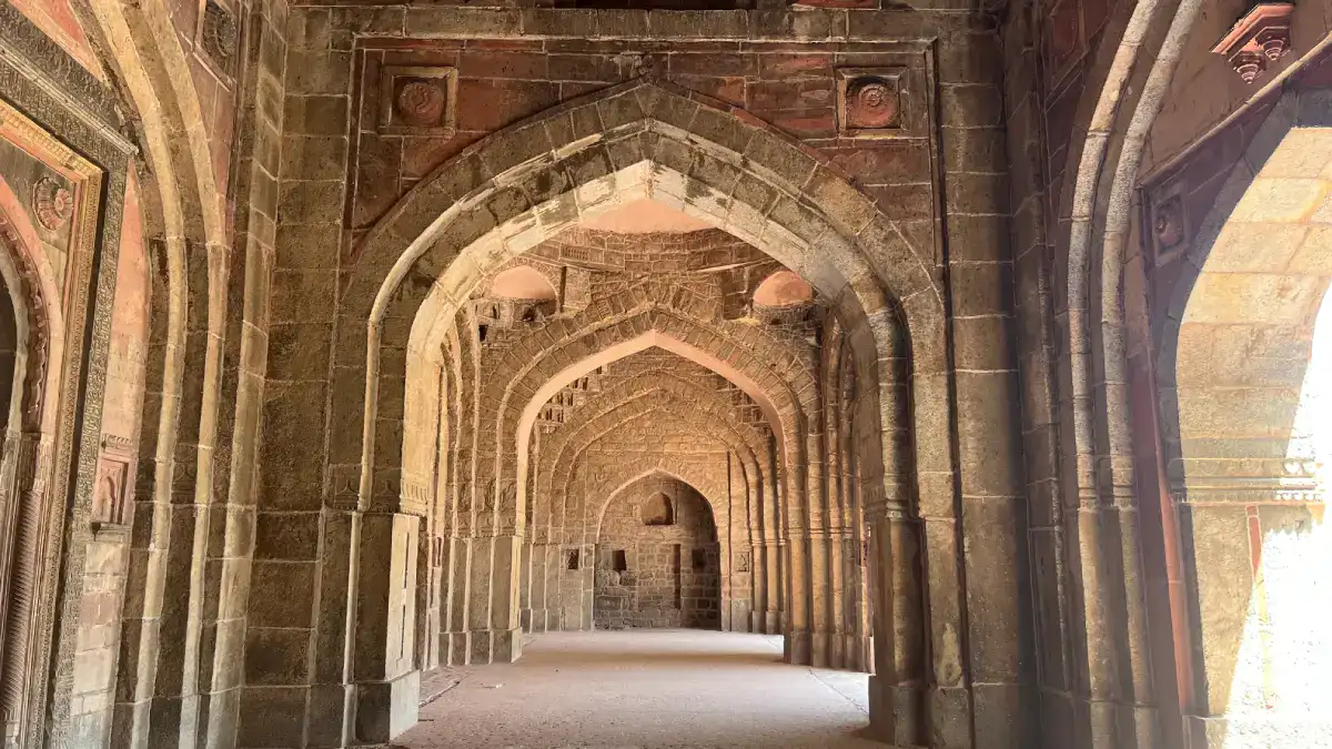jamali kamali masjid