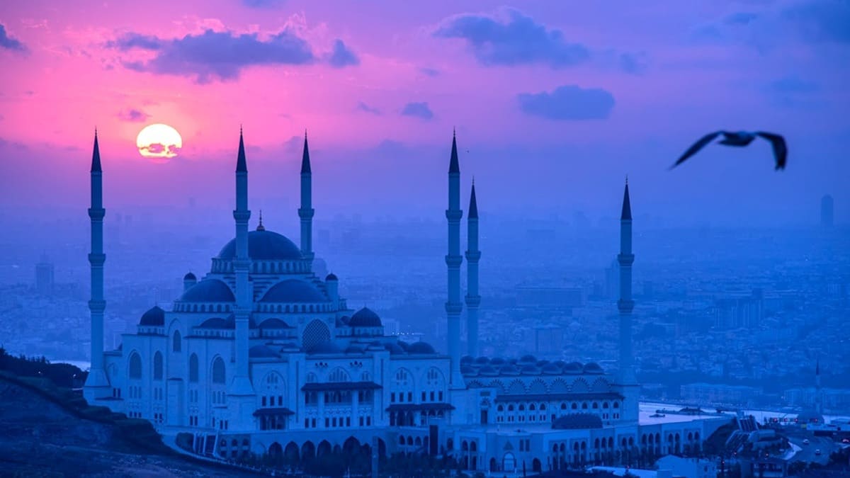 2026 Ramazan Ne Zaman? İlk Sahur ve İlk Oruç