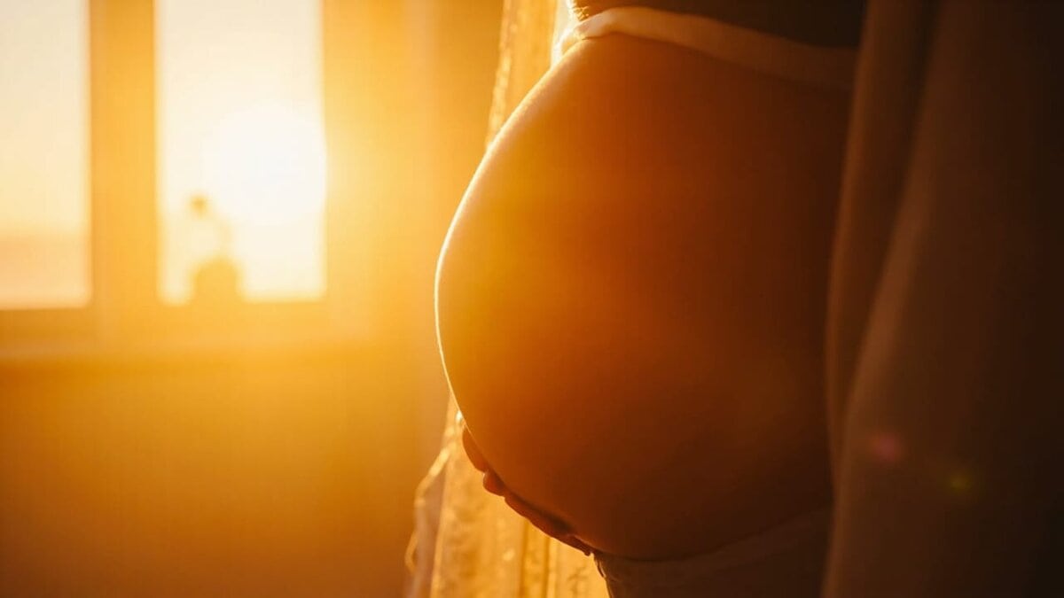 weight loss after a cesarean delivery image 2 weight loss after a cesarean delivery - illustration 2
