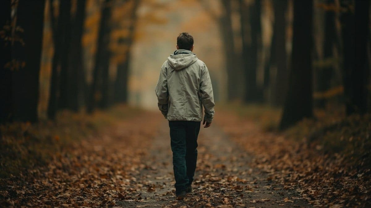 weight reduction benefits for weight loss nature walk scene