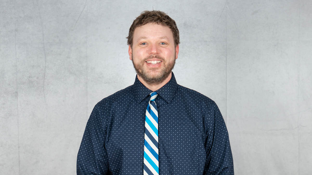 Dana Beasly Earns PE License