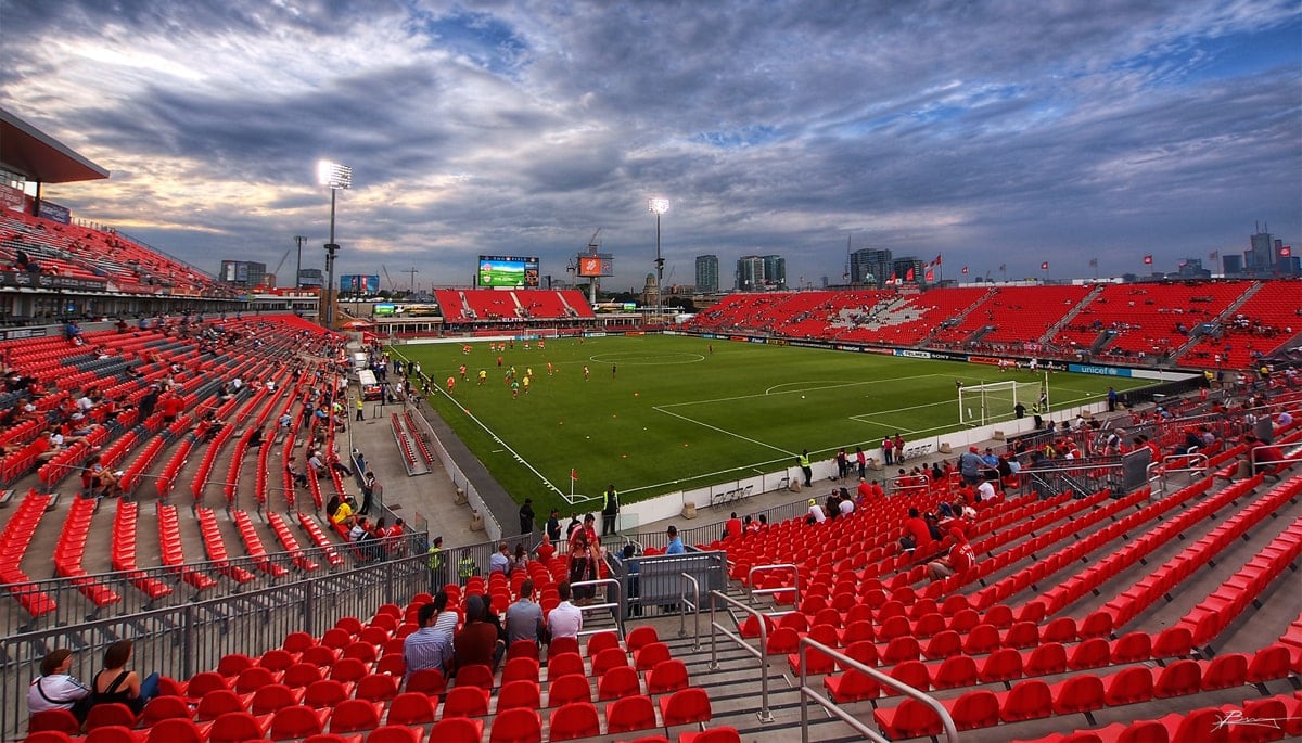 Toronto chosen to host 2026 FIFA World Cup matches, Vancouver will also host