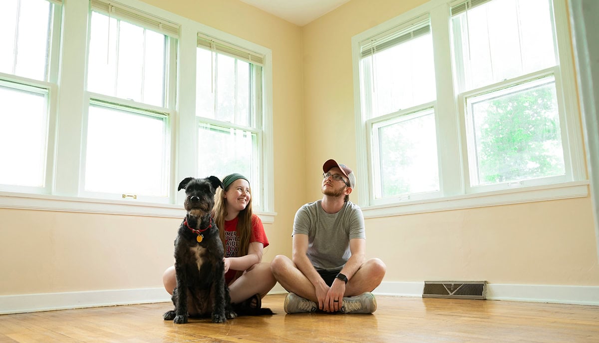 Why Newly Married Couples Should Discuss Life Insurance Early