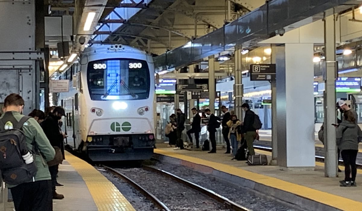 Barrie GO Train service interruption slated for Thanksgiving weekend