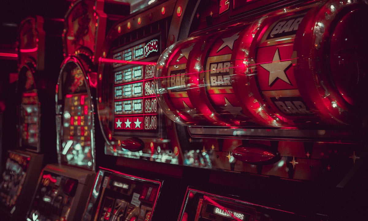 Top 5 Live Dealer Online Casinos in Canada