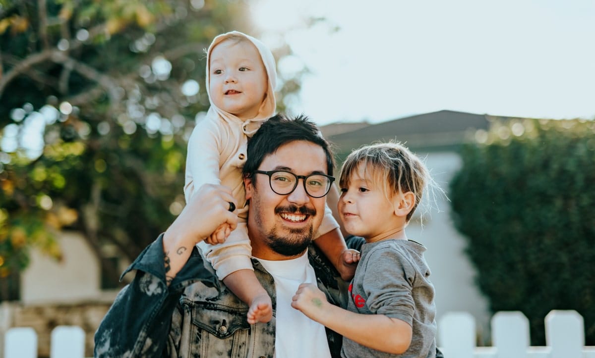 10 Practical Tips for Securing Your Children’s Financial Future