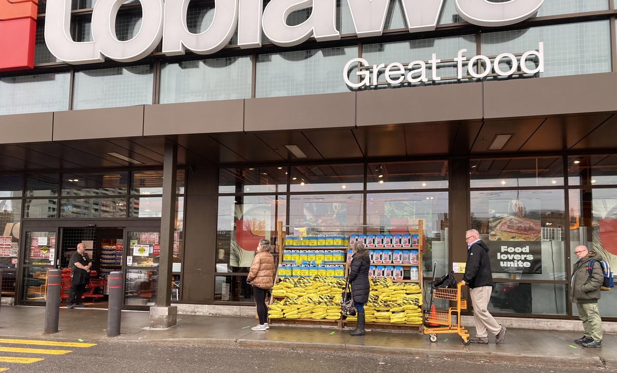 COVID-19: Toronto Grocery stores reduce hours during coronavirus outbreak