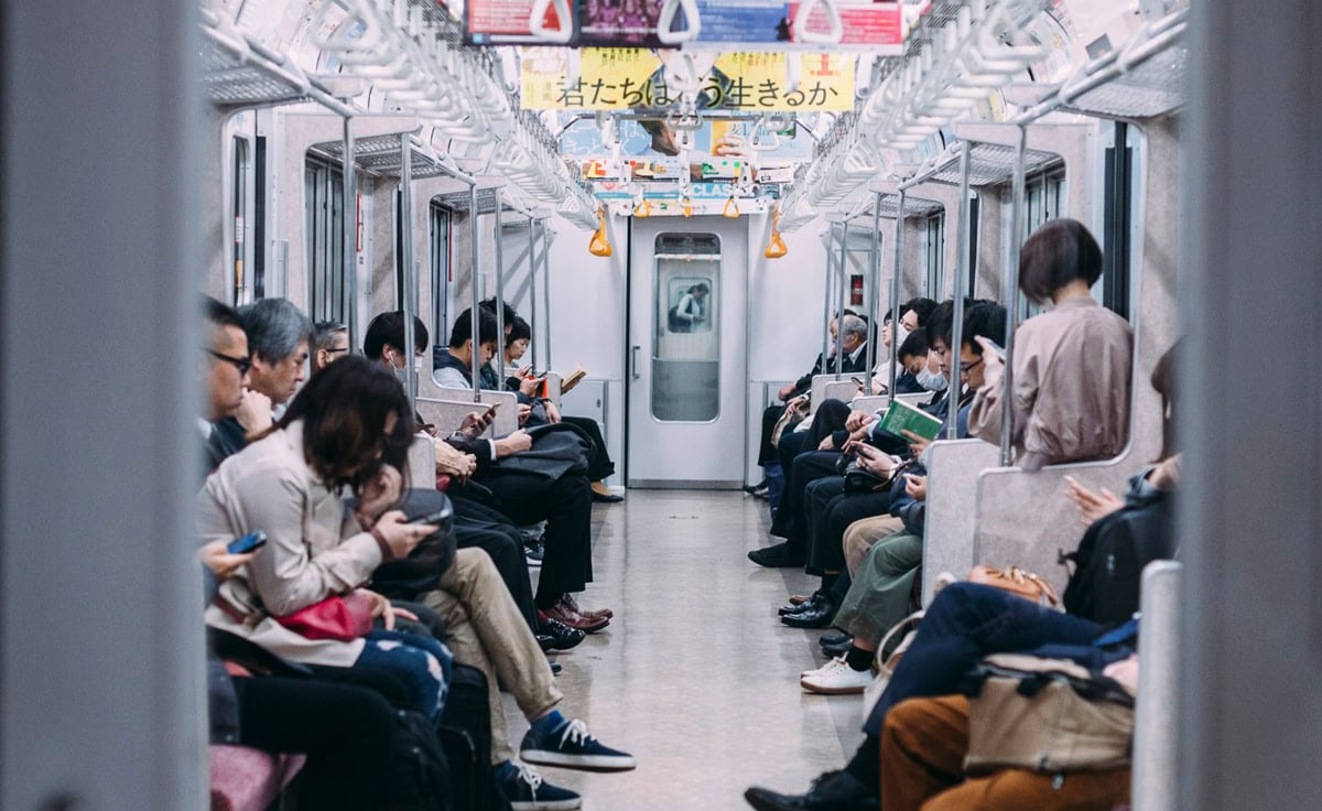 Essential Japanese Customs and Etiquette for Toronto Travellers