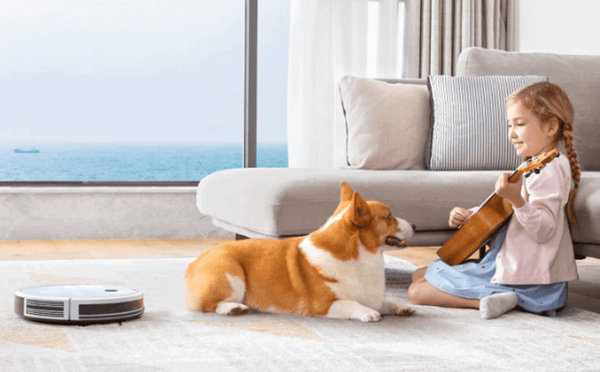 Best Robot Vacuum Cleaner for Pet Hair: 2025 Buyer’s Guide