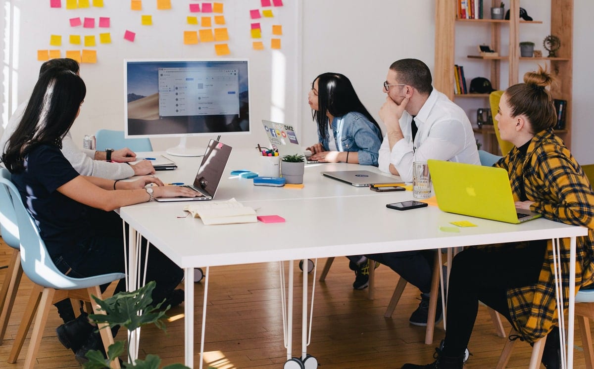 How Project Managers Can Give Effective Feedback To Their Teams
