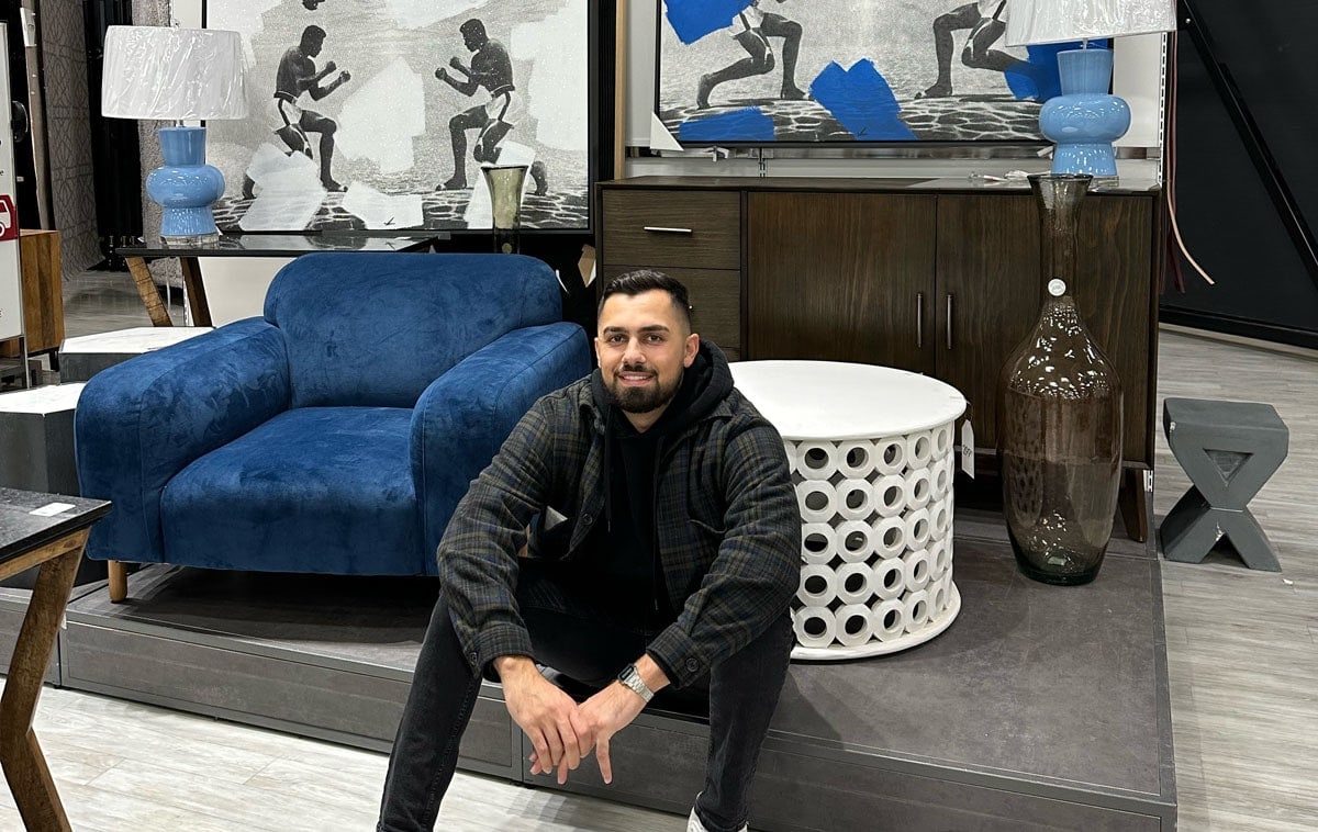 Toronto artist Mahyar Amiri to sell his art at Homesense Canada-wide