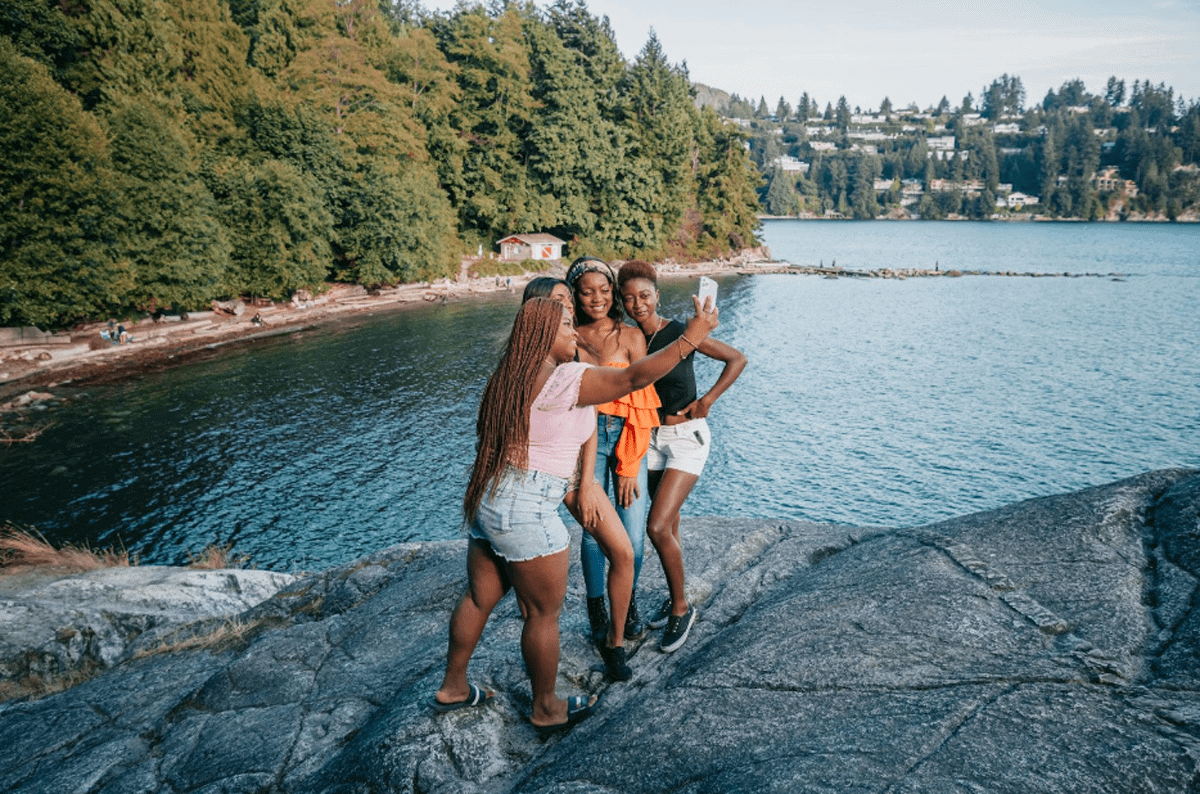 Canada eSIM Prepaid Plans That Beat Roaming and Save Your Data