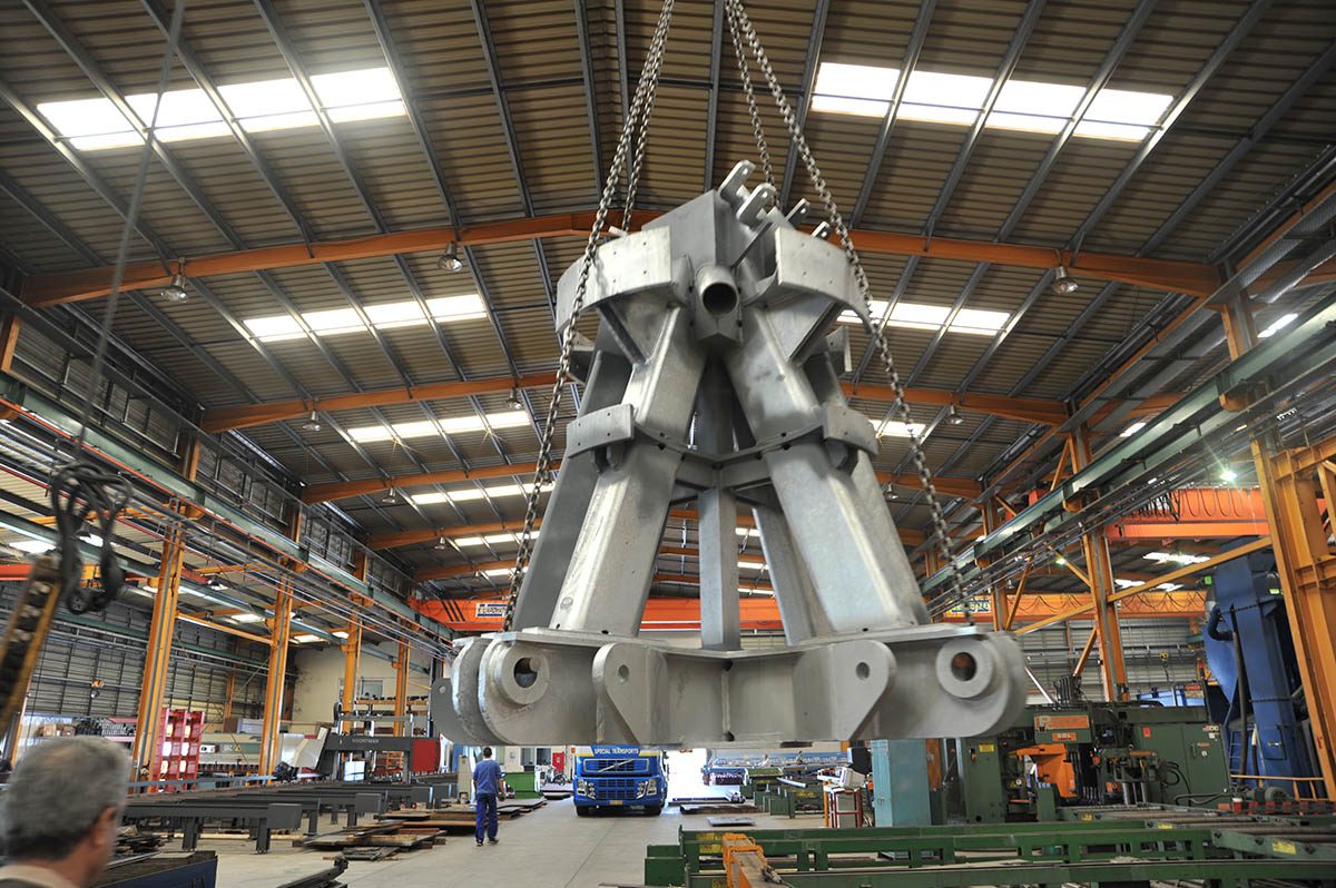 31-Internal-Handling-Equipment