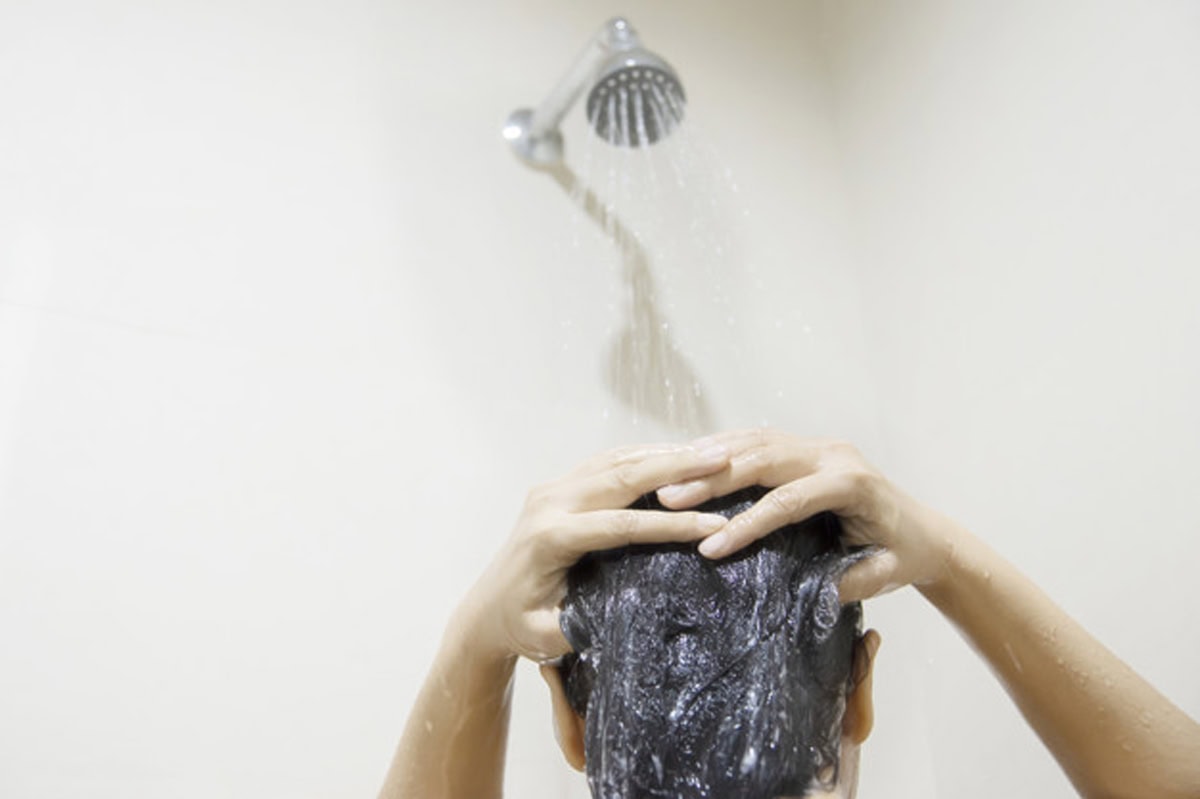 The Ultimate Guide to Choosing the Right Hair Oil for Your Hair Type