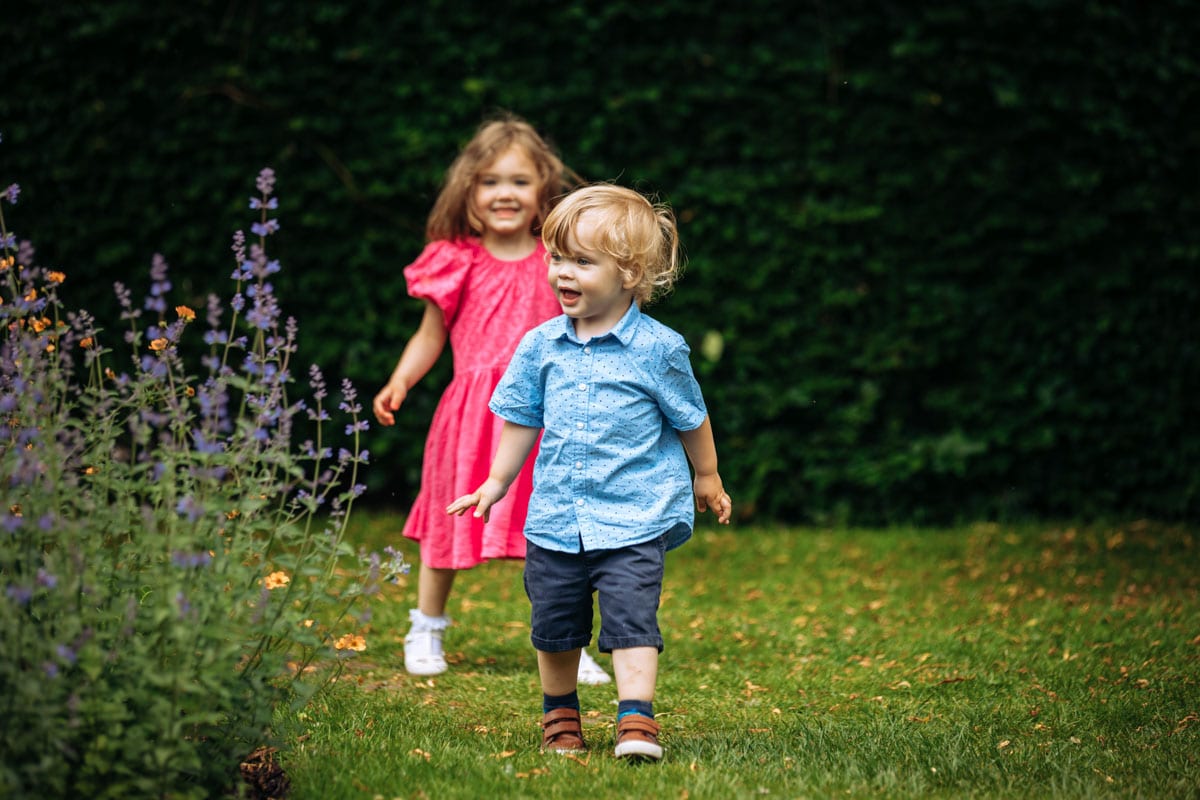Family Photoshoot with mum dad and kids at walkden gardens