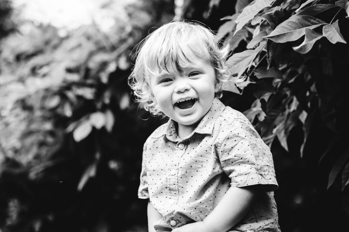 Family Photoshoot with mum dad and kids at walkden gardens