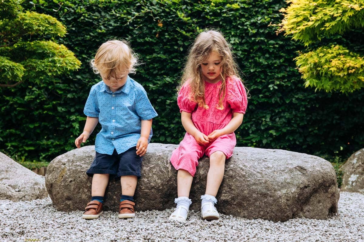 Family Photoshoot with mum dad and kids at walkden gardens