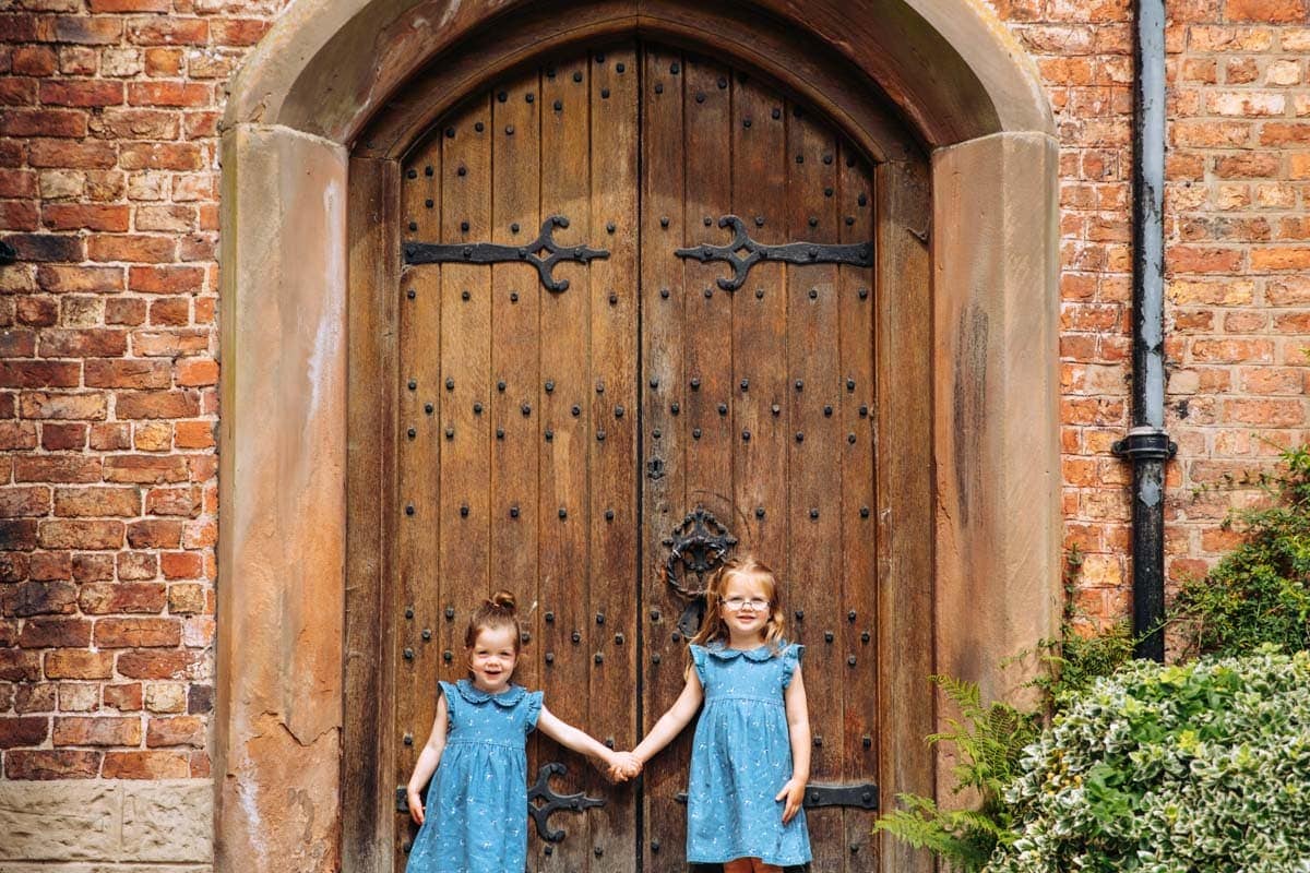 Bramhall Hall in Bramhall Park family photoshoot