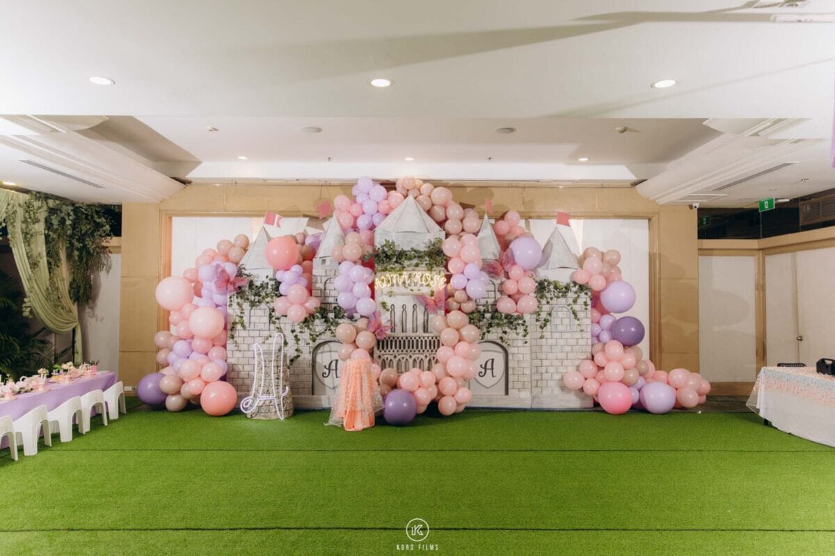 Pink balloon wall and party décor set up for Alina Rose's 4th birthday at Hotel Lotus Sukhumvit 33, Bangkok