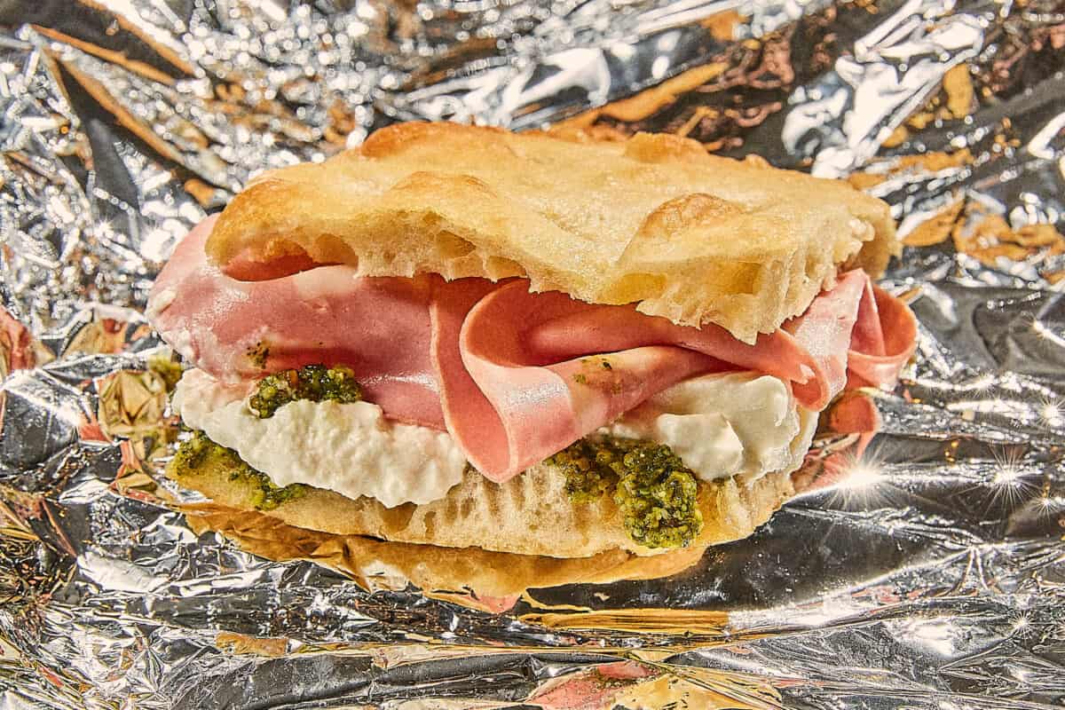 Pizza Bianca Sandwich