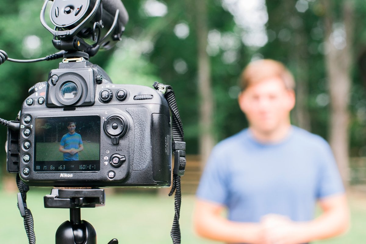 working with vloggers
