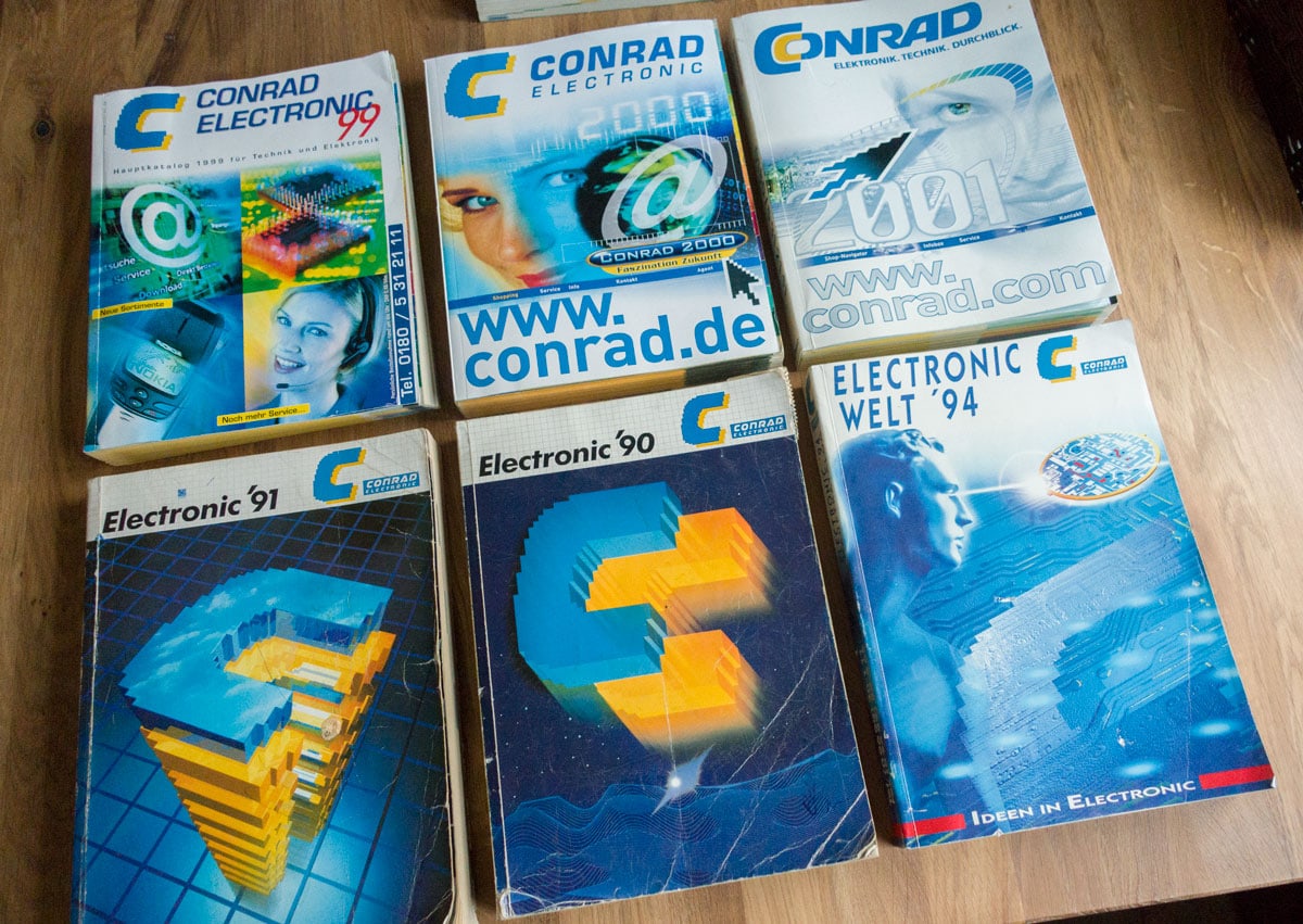 Dick wie Duden: die Hauotkataloge von Conrad Electronic (Foto: privat)