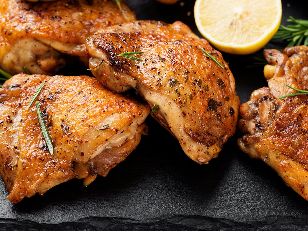 Air fryer chicken thighs