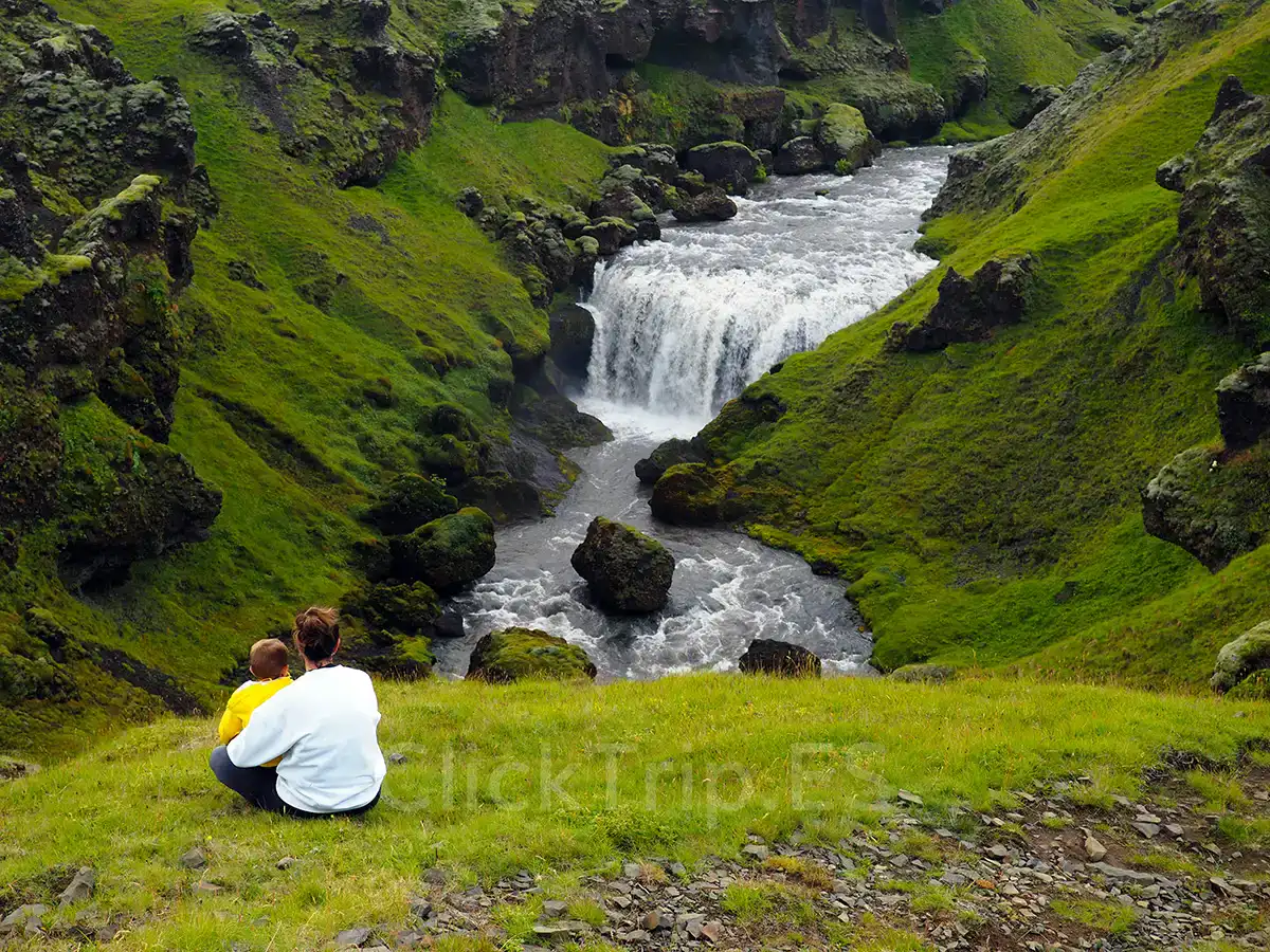 Ruta circular de 10 días por Islandia con niños_Fimmvorduhals_ClickTrip Qué ver en Islandia en 10 días con niños: ruta en coche completa_Fimmvorduhals_ClickTrip