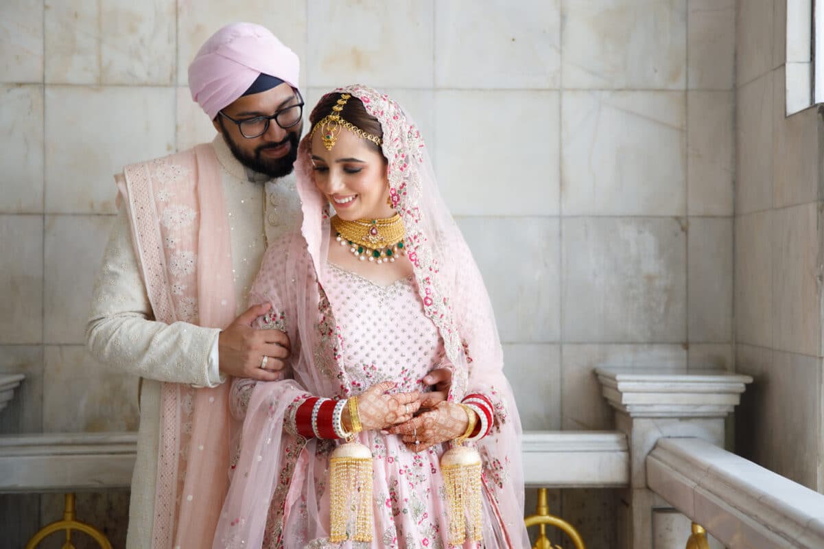 Sanna and Hans on their Sikh wedding day in Bangkok