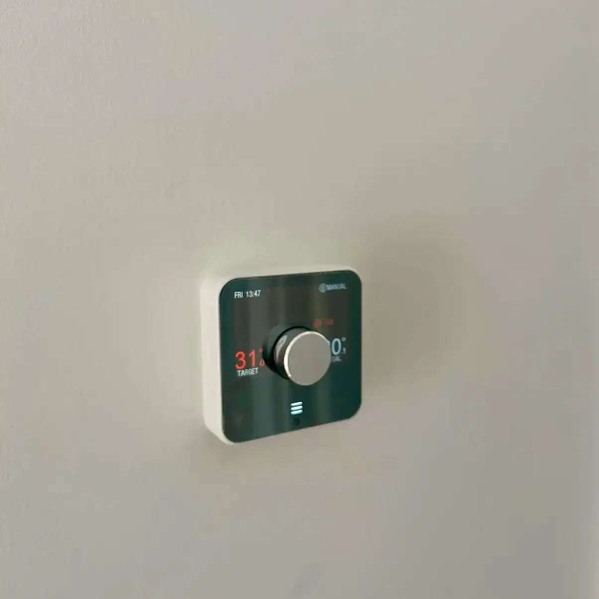Recent Hive smart thermostat system installation carried out by NB Gas And Plumbing engineer.