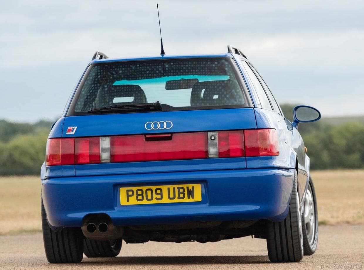 Audi RS2