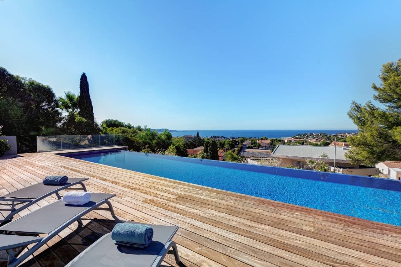 Appartement de luxe -Vue plage piscine et mer