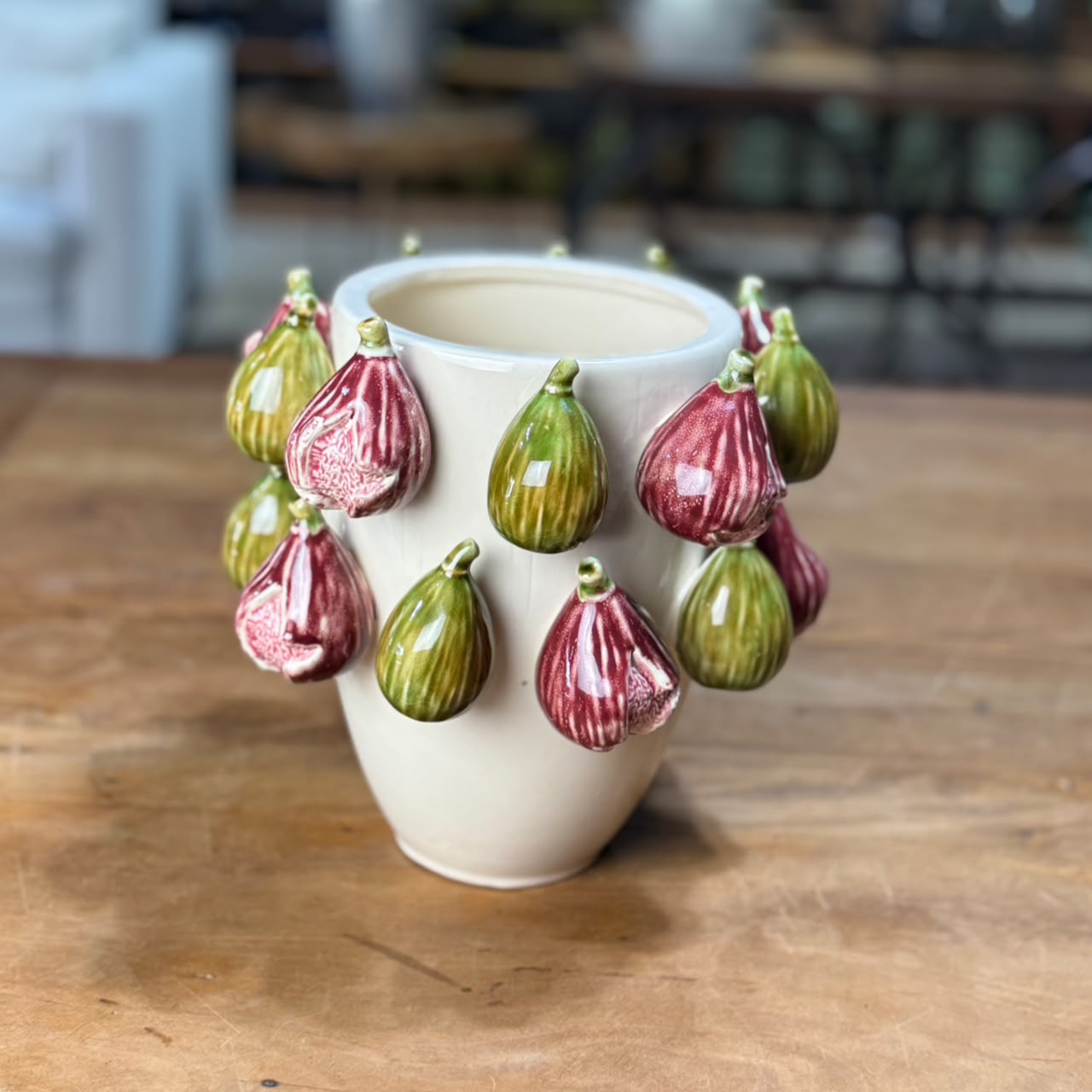 VASO CERAMICA BEGE E FIGO
