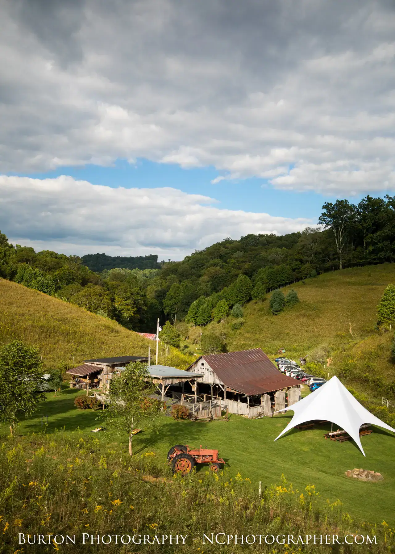 You are currently viewing Wedding & Walking: How to Add the Perfect Hike to Your Boone, NC Wedding Weekend